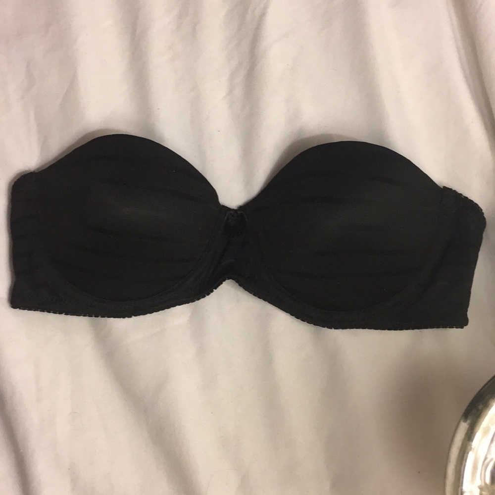 34 B strapless black bra